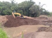 APH Mojokerto Segera Menutup Pertambangan Di Desa Manting Kecamatan Jatirejo Diduga Belum Memiliki Ijin.