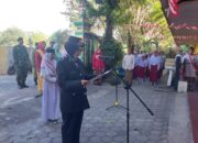 Tanamkan Cinta Tanah Air, Babinsa Tipes Upacara HUT RI Ke-78 di SDN Slembaran