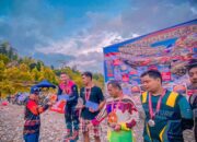 Bersama Pemuda, Babinsa Bantu Pembuatan Lapangan Bola Voli