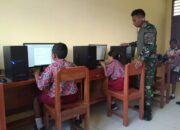 Tingkatkan Ilmu Teknologi di SD Negeri Pitewi Papua, Satgas Yonif 122/TS Pos Koki B Pitewi Pengetahuan Dasar Komputer