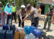 Polres Bojonegoro Kembali Salurkan Air Bersih Untuk Warga