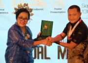 Dokter TNI AL Terima Penghargaan dalam Indonesia Association Othodontis Annual Meeting di Makassar