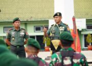 Pangdivif 2 Kostrad Pimpin Upacara Bendera 17-an