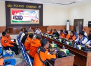 Kapolres AKBP Eko Bagus Riyadi Jumat Curhat dengan Relawan Kebencanaan di Jombang