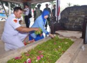 Mengenang Perjuangan Jasa Pahlawan Bangsa, Gubernur AAL Ziarah Rombongan Ke Makam Presiden RI Ir. Sukarno dan KH. Abdurrahman Wahid