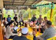 Kapolres Soppeng Menggelar Jumat Curhat, Bersama Elemen Masyarakat Yang di Hadiri Dandim 1423