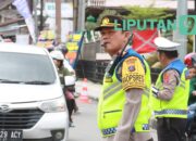 Polres Simalungun Ikut Serta Jaga Kamseltibcarlantas di Pantai Bebas Parapat, Dalam Operasi Lilin Toba 2023