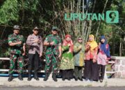 Cegah banjir, Kodim Sragen bersihkan sampah di sungai Guworejo