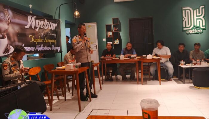 Jalin Kemitraan, Ngopi Bareng Mahasiswa Ala Kapolres Sampang
