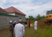 Ormas GPBT Sampang, Bersama Tokoh Masyarakat, Bangun Jalan Makadam Secara Swadaya