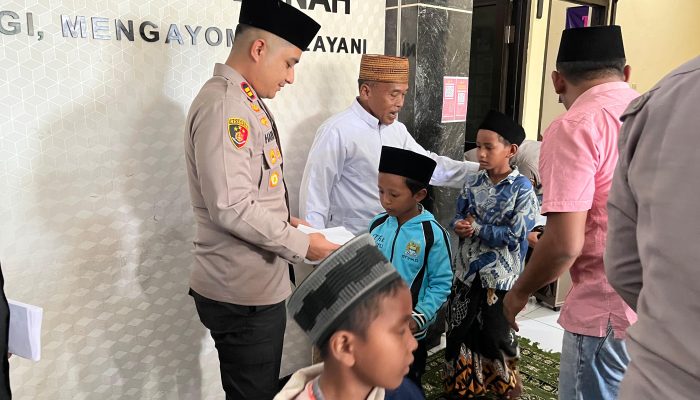 Jumat Berkah, Kapolsek Sokobanah Santuni 31 Anak Yatim sebagai Wujud Kepedulian Polri