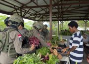 Dibalik Ramainya Pasar Keyabi Nduga, Senyum Mama Papua dan Polwan Damai Cartensz Rajut Rasa Aman dan Nyaman