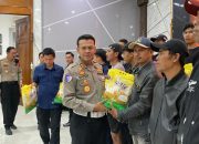 Kasat Resnarkoba Polrestabes Bandung Salurkan Bantuan Kepada Masyarakat dalam Rangka Mendukung Ketahanan Pangan