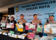 Polres Metro Bekasi Kota Ungkap 302 Kasus Narkotika dan Obat Keras 121Tetsangka Diamankan