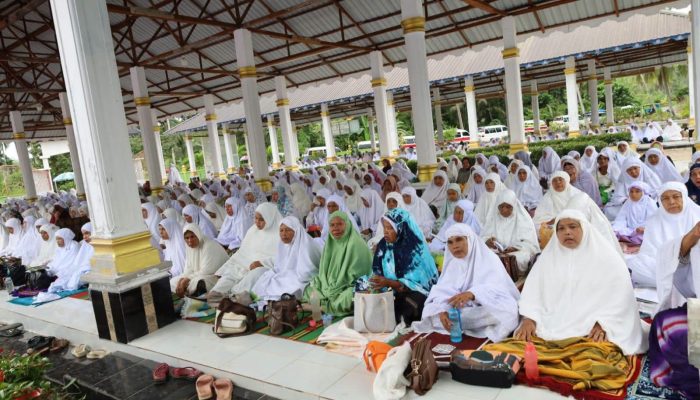 Pj Sekda Madina Hadiri Sholat Tasbih,Ajak Perkuat Iman di Bulan Muharram