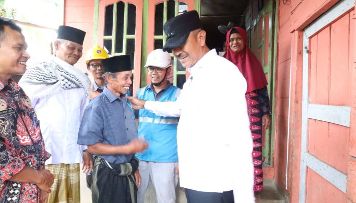 PLN Masuk Patialo, Bupati. Madina Ungkap Target untuk Desa Lain