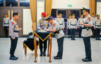 Kapolri Pimpin Pelantikan dan Sertijab Kapolda Jajaran