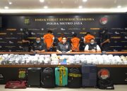 Polda Metro Jaya Berhasil Mengungkap Peredaran Narkotika Golongan ll Jenis Etomidate sebanyak 8.698 Pcs cartridge Jaringan Internasional