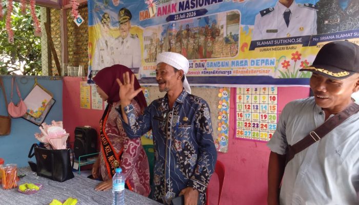 Lurah Negeri Baru Hadir Sebagai Motivator,Dorong Orangtua dan Guru Lindungi Anak Sejak Dini