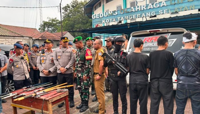 Brimob dan Polres Tangsel Amankan Enam Orang Diduga Hendak Tawuran