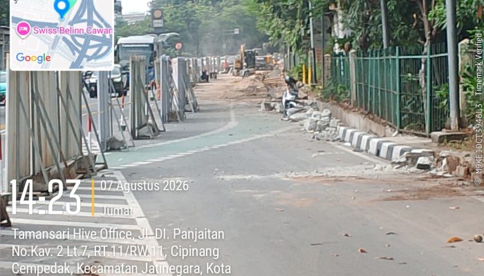 Diduga Proyek Galian Saluran Air dan Pelebaran Jalan di D.I Panjaitan Minim Pengaman K3, Aktivitas Ganggu Arus Lalulintas