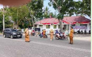 Menyambut HUT Kemerdekaan RI KE-81 Tahun 2026 Dinas Pertanian Bagi-bagi Bendera 