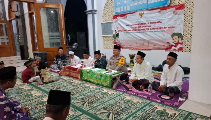 Mas Bhabin Sidomukti Hadir di Tengah Warga Rawat Tradisi Sedekah Bumi dan Semangat Kemerdekaan