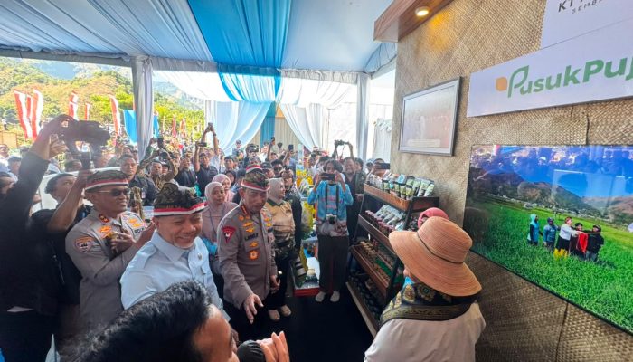 Polri Raih Rekor Muri Penanaman Bawang Putih Serentak di Lahan Terluas