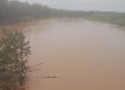Cemaran Tambang Ilegal Aek Nabirong di Hulu Sungai Batahan, Warga 2 Kecamatan Terdampak