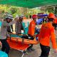 Hari ke Enam Pasca Gempa, Polri Terus Bergerak: Brimob dan Bantuan Logistik Konsisten Dikirim ke NTT