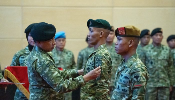 Panglima TNI Beri Penghargaan Istimewa Atas Aksi Heroik Dua Prajurit TNI di Masjid Baiturrahman