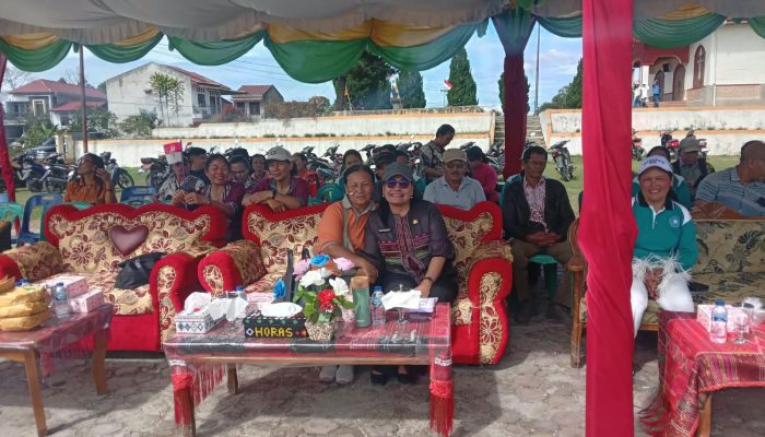 Ibu-Ibu TP-PKK Kecamatan Sipahutar Dan Ketua TP PKK Taput Semarakkan HUT RI ke-81 dengan Berbagai Perlombaan