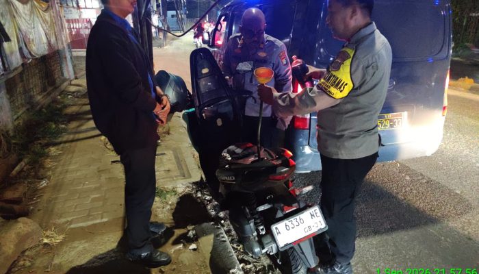 Bensin Habis dan Tak Punya Uang Pulang, Warga Minta Bantuan Polisi Via 110