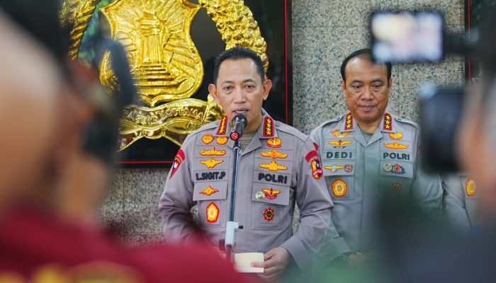 Kapolri Instruksikan Jajaran Siaga Dampak Erupsi Gunung Anak Krakatau