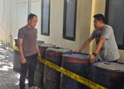 Diduga Timbun BBM, Polres Selayar Amankan 13 Drum Solar di Bontoharu