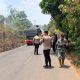 Polres Musi Rawas Gerak Cepat Padamkan Kebakaran Lahan di Desa Tambah Asri