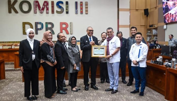 DePA-RI Merebut Kepercayaan Publik Mewujudkan UU Perampasan Aset