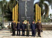 Hadiri Upacara Ziarah Nasional HUT ke-81 TNI di TMP PBS, Wakapolres Musi Rawas Tegaskan Semangat Sinergitas TNI-Polri Jadi Kekuatan Bangsa