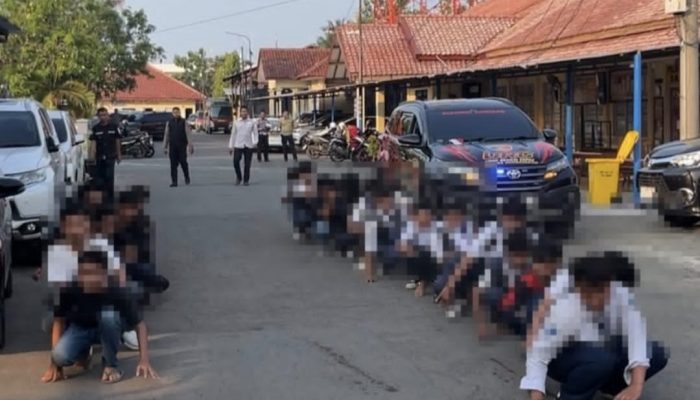 Tim URC Resmob Polres Indramayu Amankan 24 Remaja Terkait Janjian Tawuran Antar Pelajar di Balongan