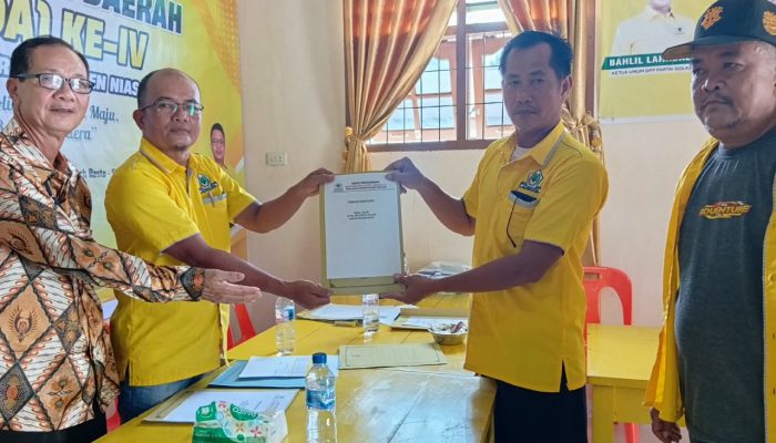 Kader Golkar FATELI DAEL Dari PK MANDREHE BARAT Ambil Formulir Calon Ketua DPD Golkar Nias Barat