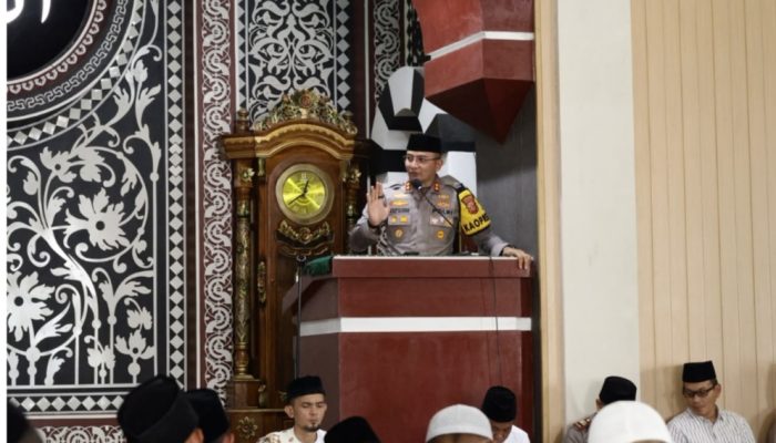 Gelar Jum’at Keliling di Sukahaji, Kapolres Majalengka Ajak Warga Jaga Kondusivitas Hingga Mitigasi Bencana Musim Hujan